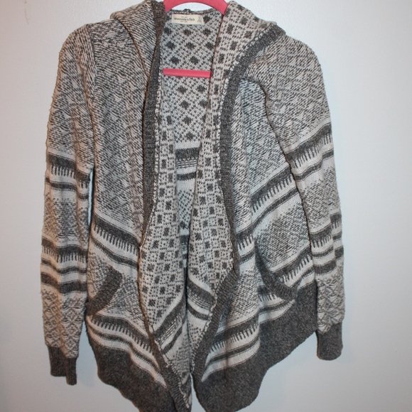Grey & White Patterned Hooded Cardigan - Picture 1 of 4